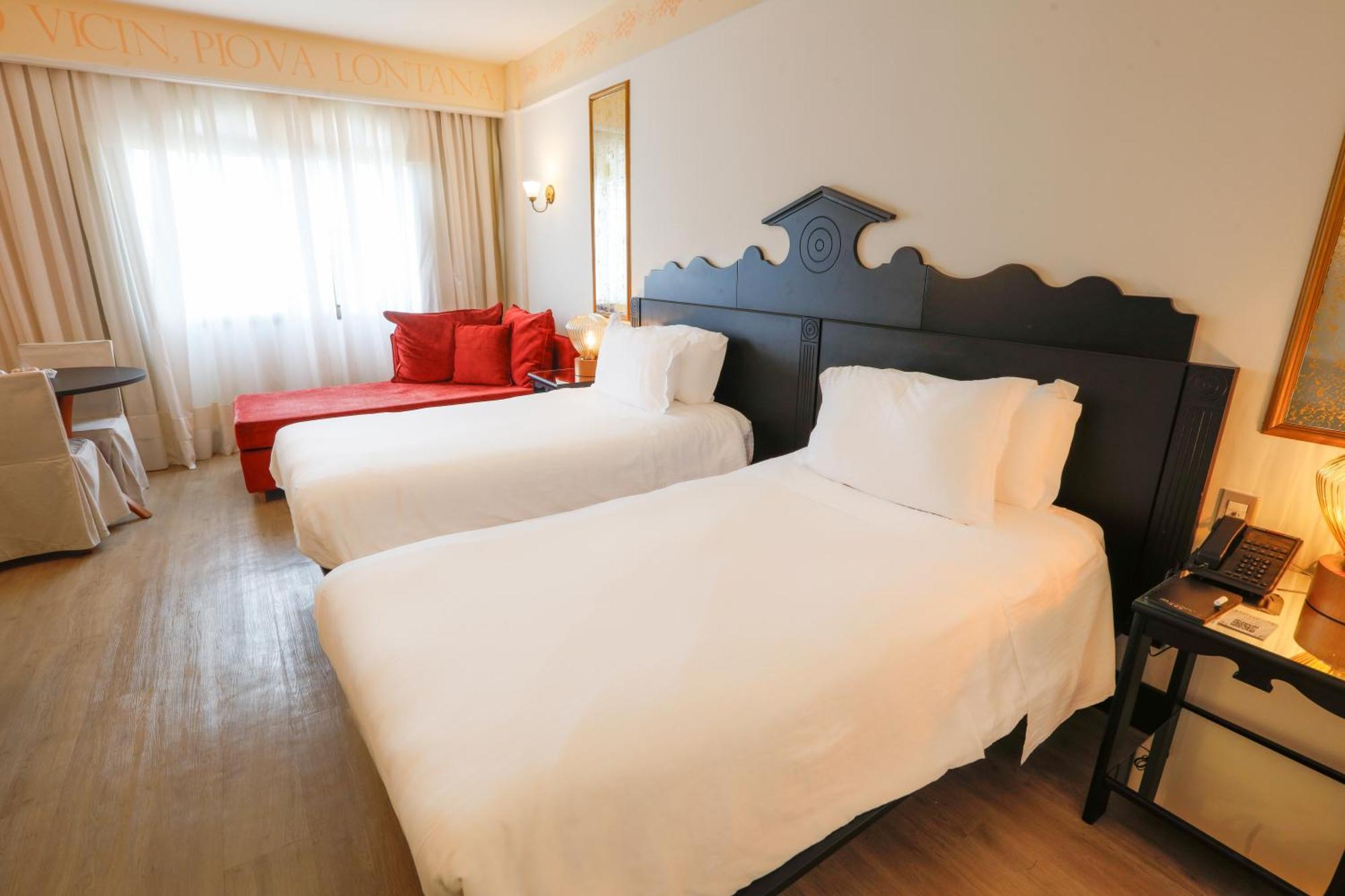 Spa Do Vinho Condominio Vitivinicola Bento Goncalves Exterior photo A room at the hotel