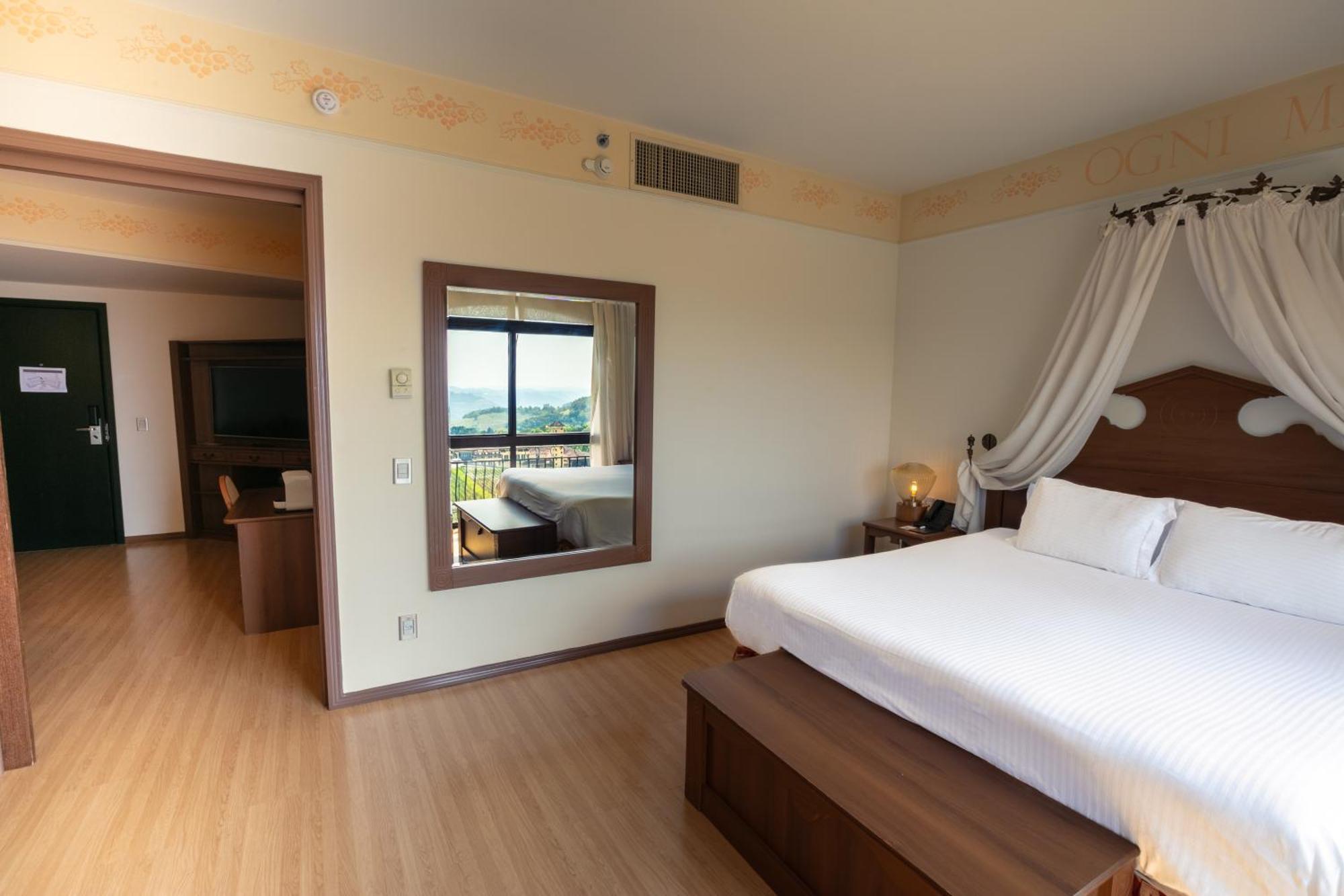 Spa Do Vinho Condominio Vitivinicola Bento Goncalves Exterior photo A bedroom at the hotel
